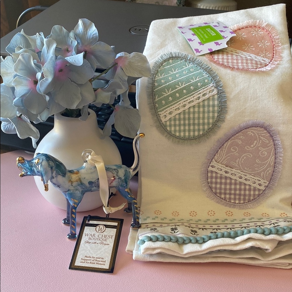 NWT Easter Egg Embroidered Tea Towel, faux flowers and ornament - Picture 1 of 9